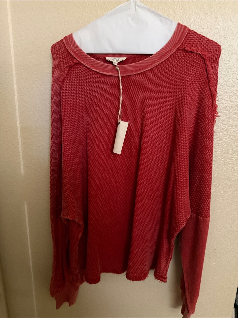 Easel Relaxed Long Sleeve Thermal Top in Brick Red